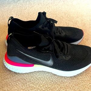 LIKE NEW Nike Epic React - Men’s running shoe size 10.